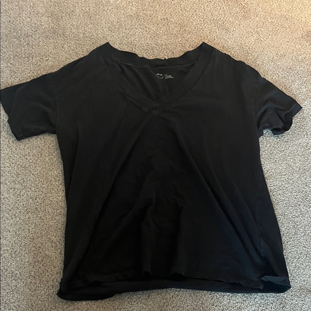 Aerie Black V-Neck Women's Top